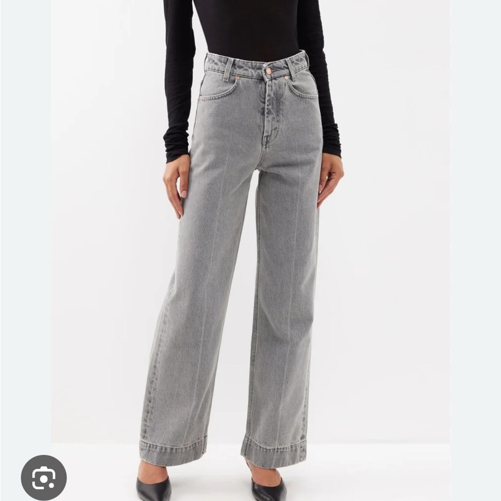 Women's Gray High-Waisted Jeans